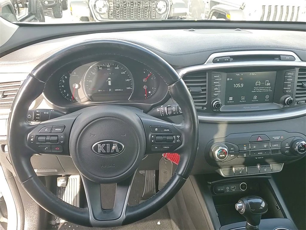 Used 2017 Kia Sorento LX w/ LX V6 Convenience Package image 33