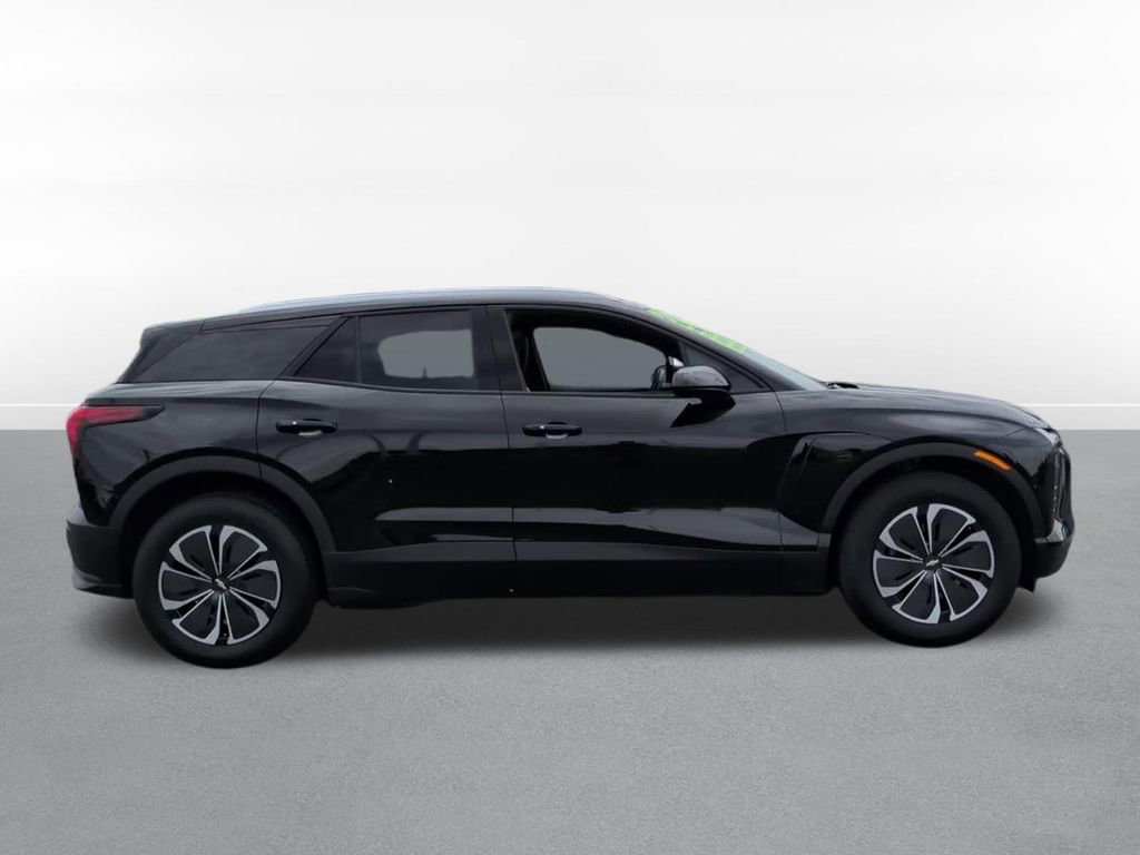 Used 2024 Chevrolet Blazer EV LT AWD/4WD image 4