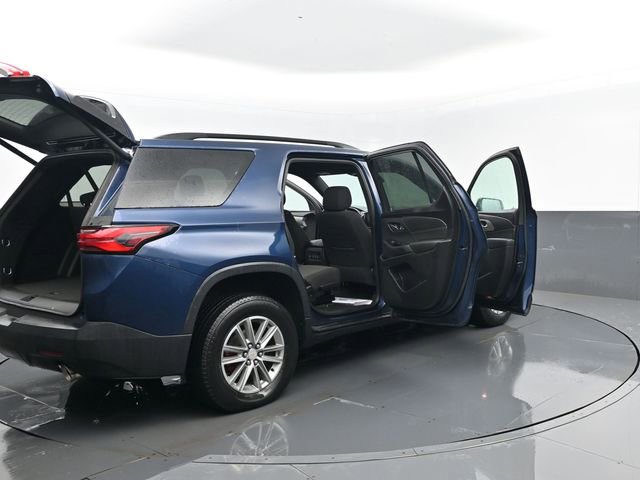 Used 2023 Chevrolet Traverse LT image 30