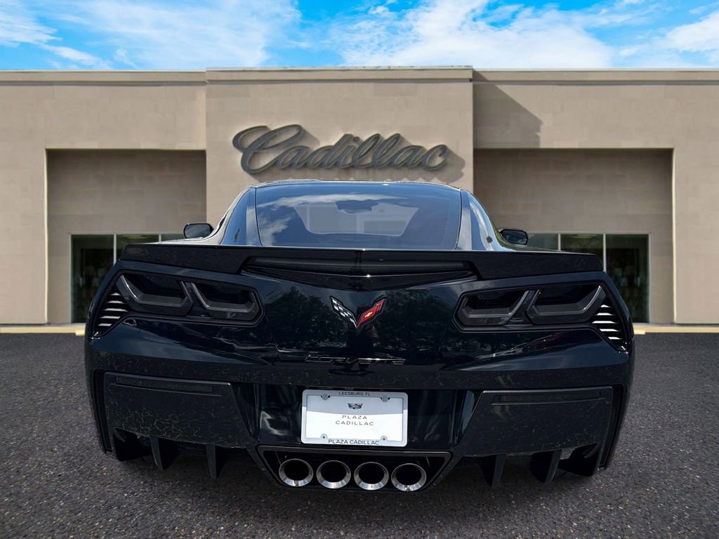 Used 2019 Chevrolet Corvette Stingray Coupe w/ Carbon Flash Badge Package RWD image 4