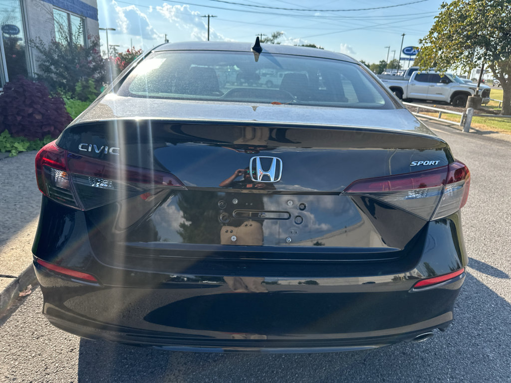Used 2025 Honda Civic Sport image 5