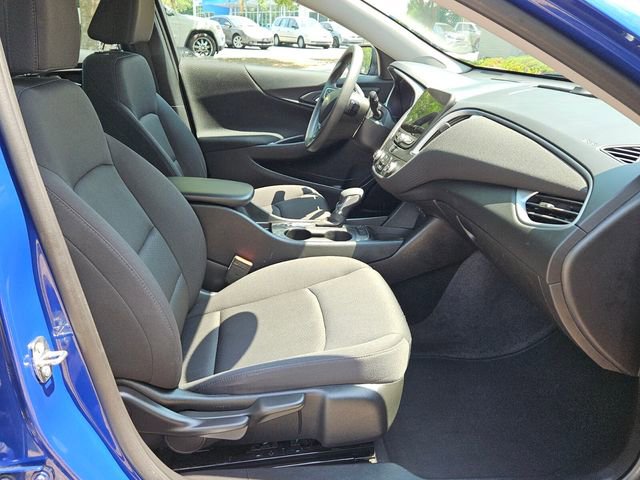 Used 2023 Chevrolet Malibu LS FWD image 14