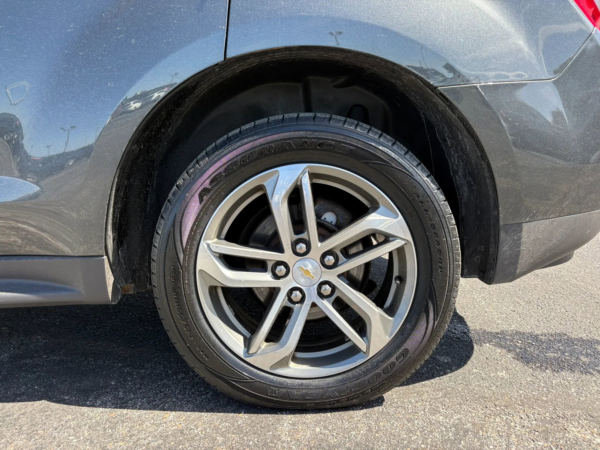 Used 2017 Chevrolet Equinox Premier w/ Enhanced Convenience Package image 26