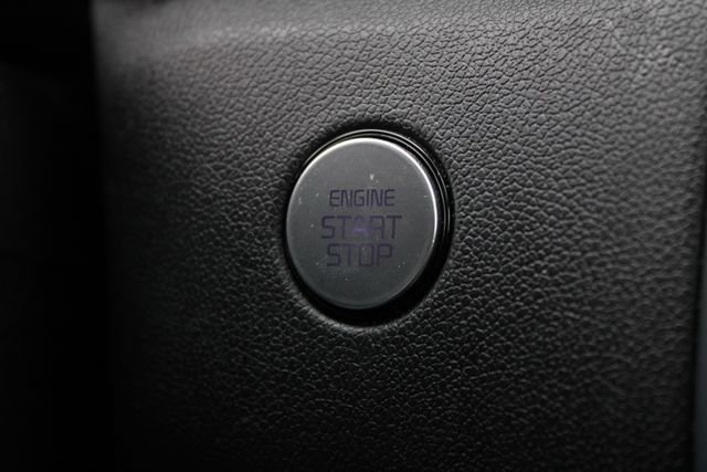 Used 2023 Kia Sorento SX image 16