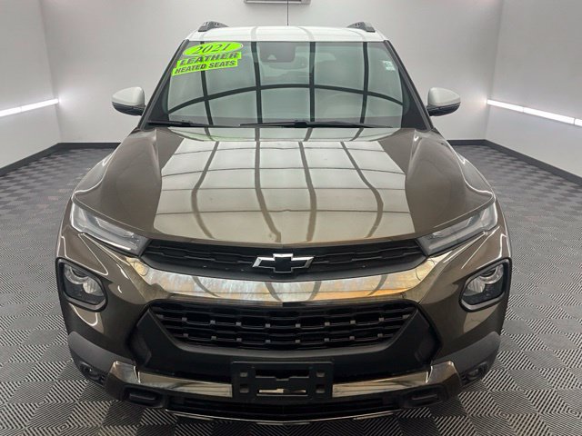 Used 2021 Chevrolet TrailBlazer ACTIV w/ Technology Package AWD/4WD image 2