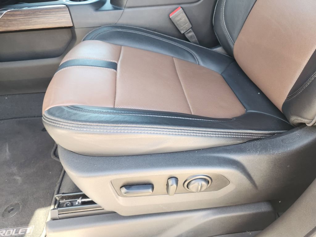 Used 2021 Chevrolet Silverado 2500 High Country image 22