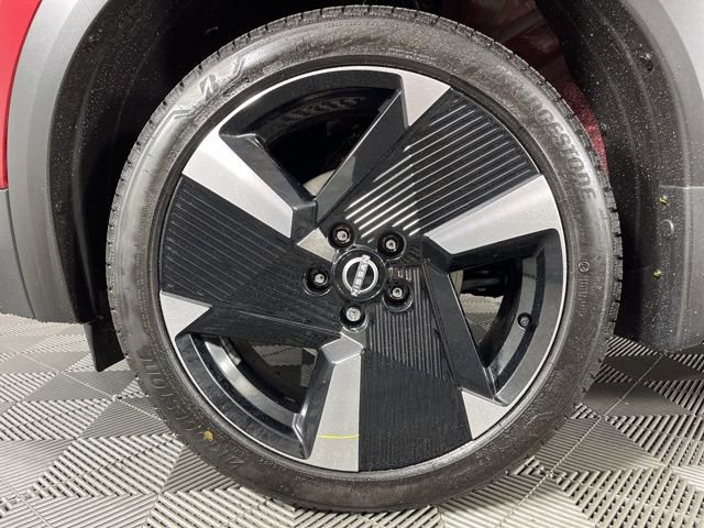 New 2026 Nissan Kicks SR w/ SR Premium Package image 12