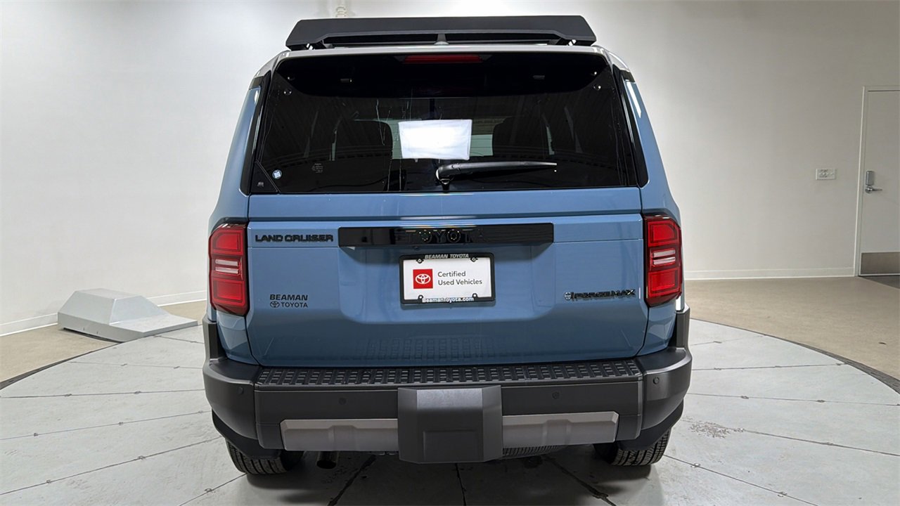 Certified 2025 Toyota Land Cruiser image 4