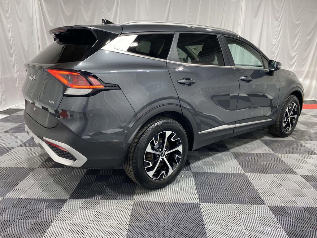 Used 2023 Kia Sportage EX AWD/4WD image 4