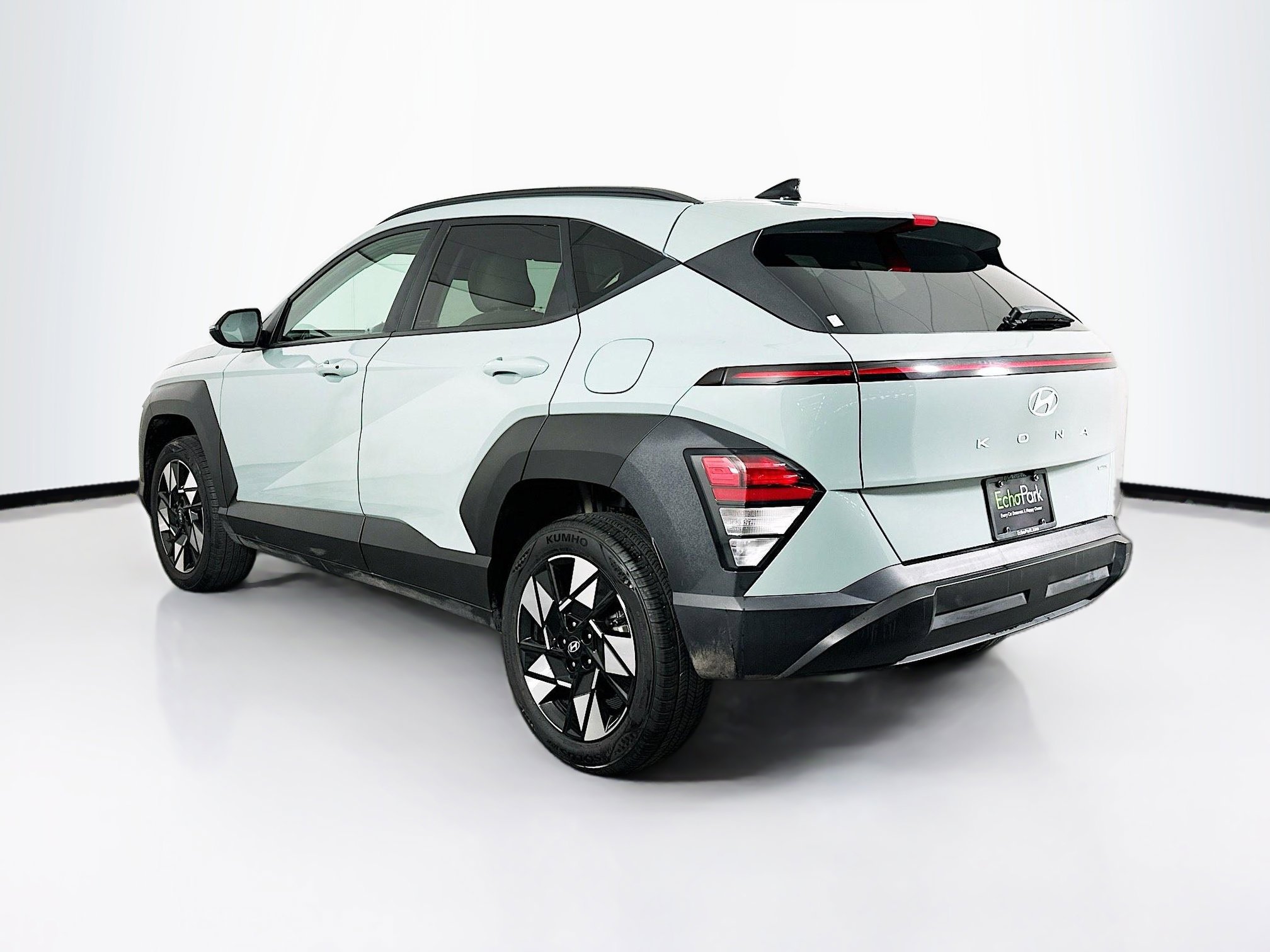 Used 2024 Hyundai Kona SEL image 5