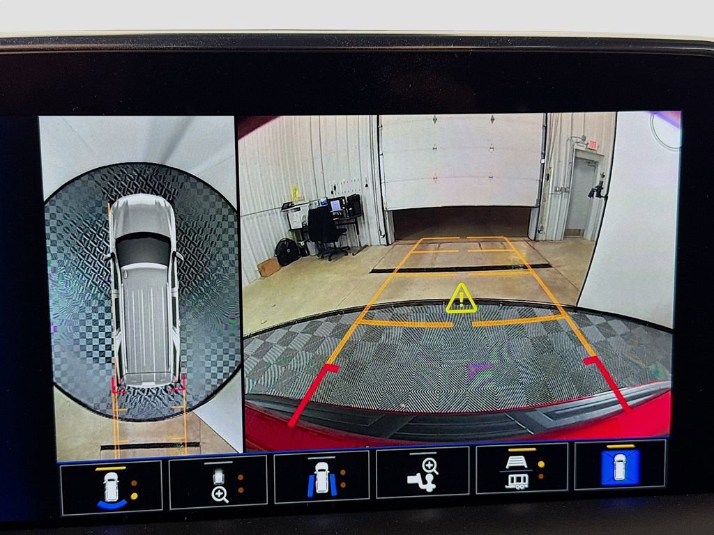 Used 2024 Chevrolet Tahoe RST w/ Luxury Package image 13