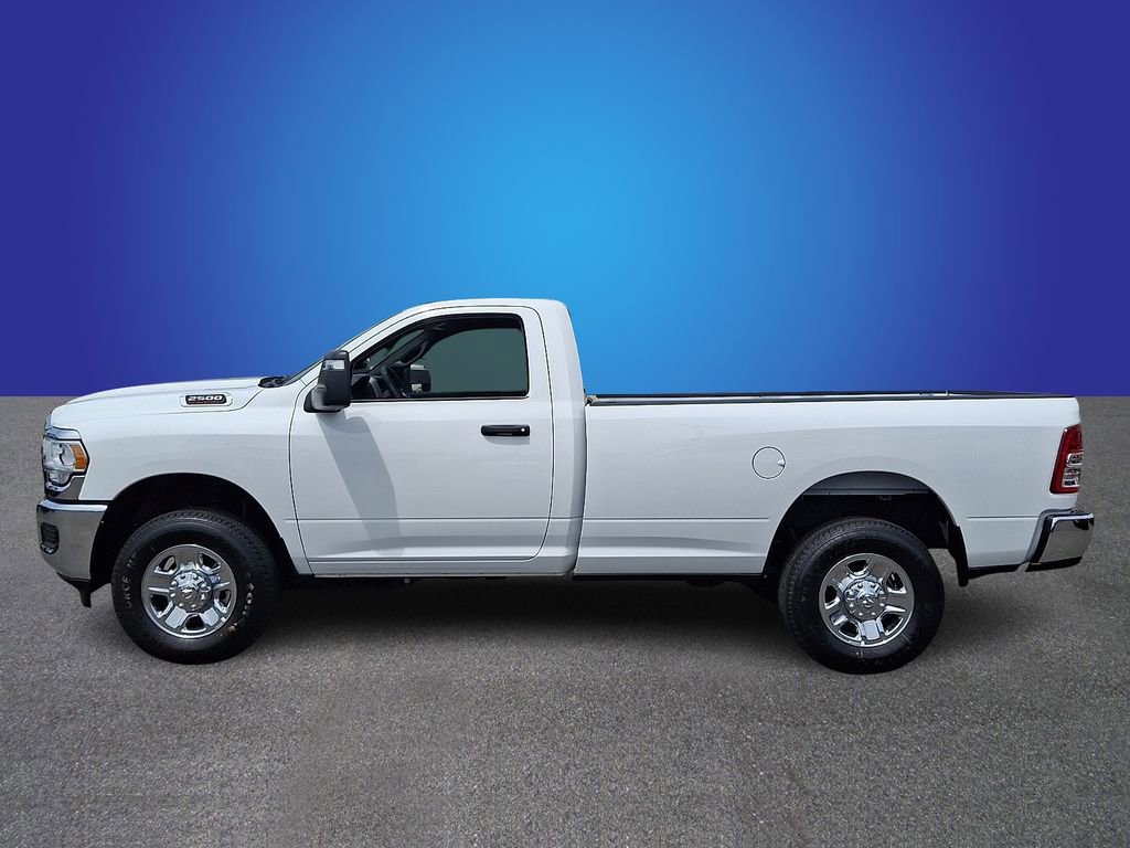 Used 2024 RAM 2500 Tradesman w/ Chrome Appearance Group AWD/4WD image 7