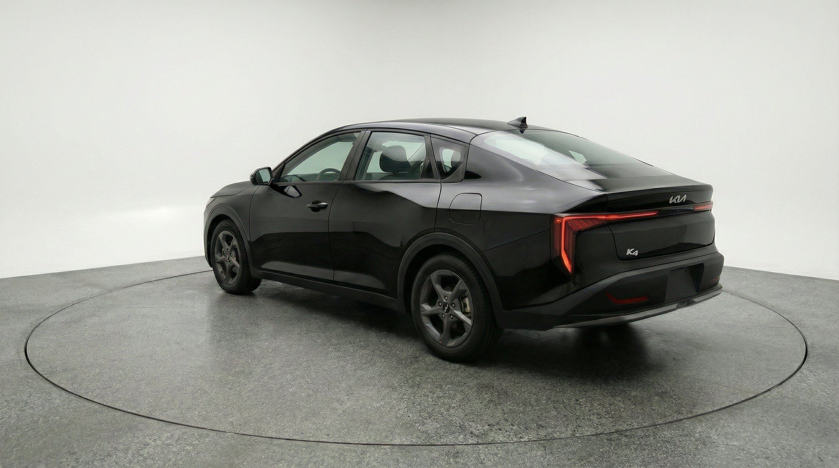 Used 2025 Kia K4 FWD image 6