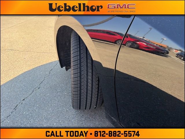 Used 2023 Nissan Maxima SV w/ Floor Mat Group image 19