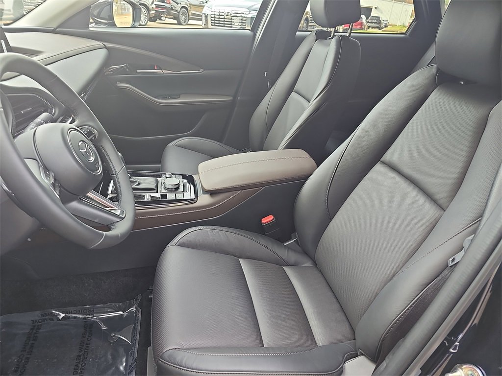 New 2025 MAZDA CX-30 2.5 Turbo w/ Premium Plus Pkg image 15
