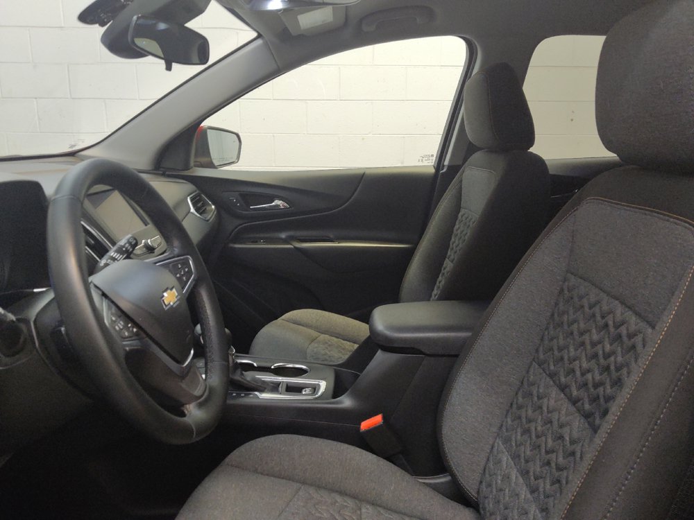 Used 2023 Chevrolet Equinox LT FWD image 17
