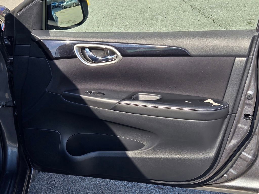 Used 2019 Nissan Sentra SV FWD image 8
