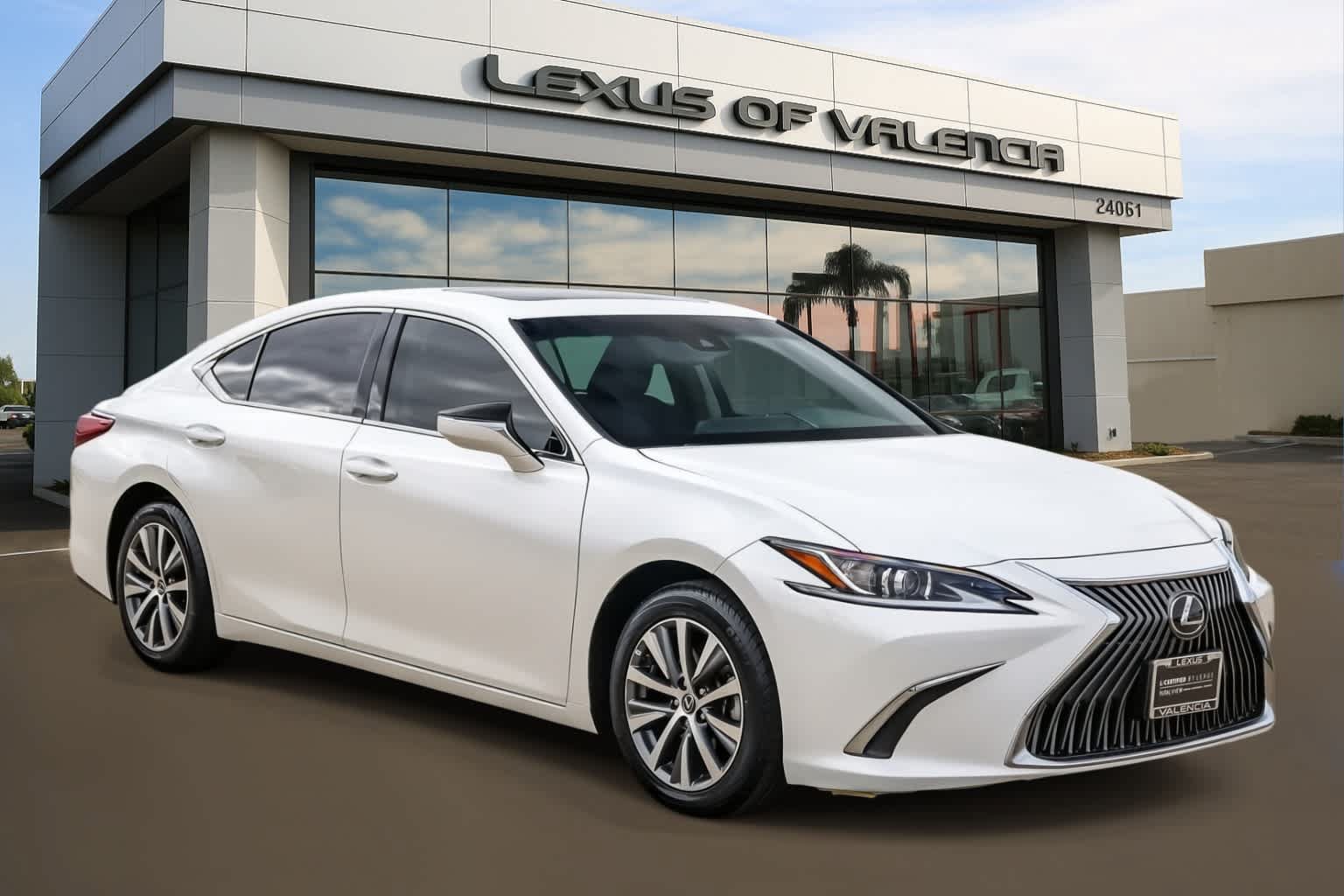 Certified 2021 Lexus ES 350 w/ Accessory Package 2 FWD image 5