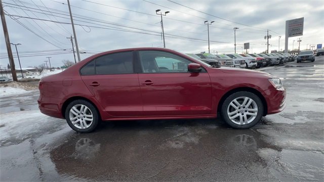 Used 2018 Volkswagen Jetta S image 9