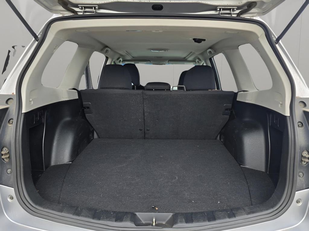 Used 2012 Subaru Forester 2.5X Premium AWD/4WD image 30