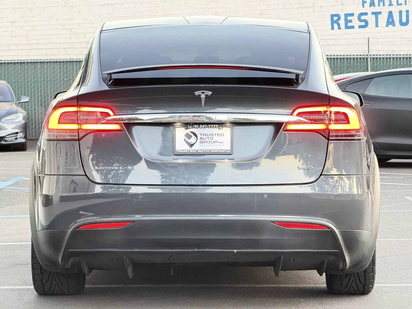 Used 2016 Tesla Model X 75D AWD/4WD image 9