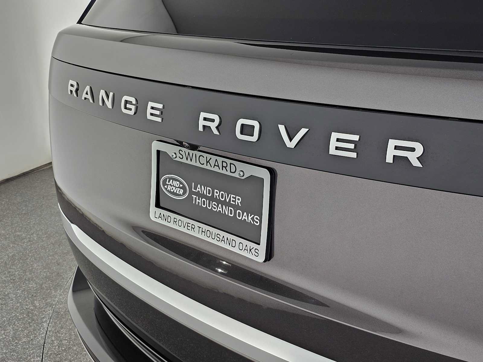 Used 2023 Land Rover Range Rover First Edition AWD/4WD image 14