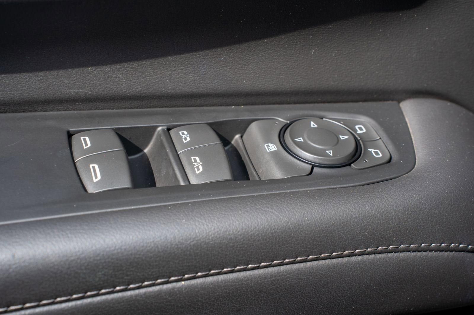 Used 2025 Chevrolet Tahoe LT image 28