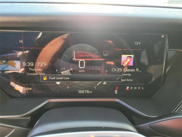 Used 2025 GMC Acadia Elevation image 29