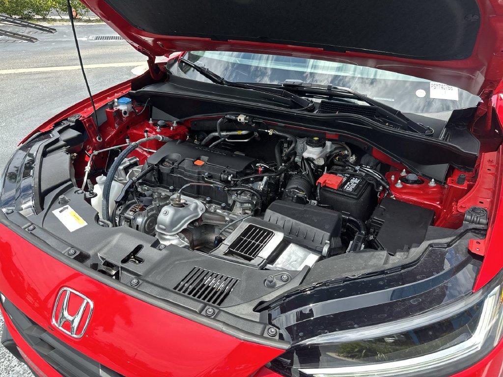 Certified 2025 Honda HR-V Sport image 26