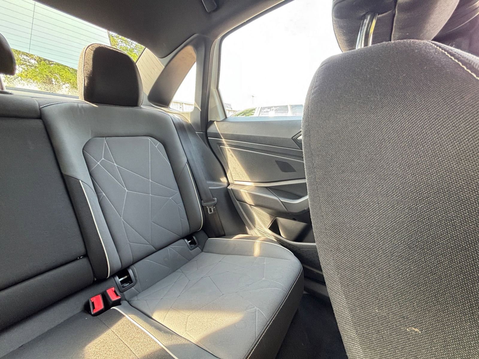 Used 2025 Volkswagen Jetta Sport FWD image 38