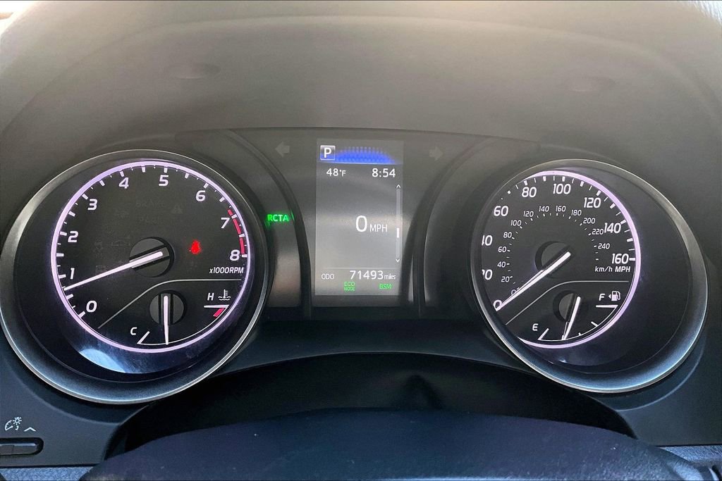 Certified 2022 Toyota Camry SE w/ Convenience Package image 2