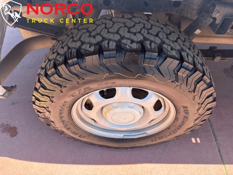 Used 2015 Ford F150 XL w/ Equipment Group 101A Mid AWD/4WD image 14