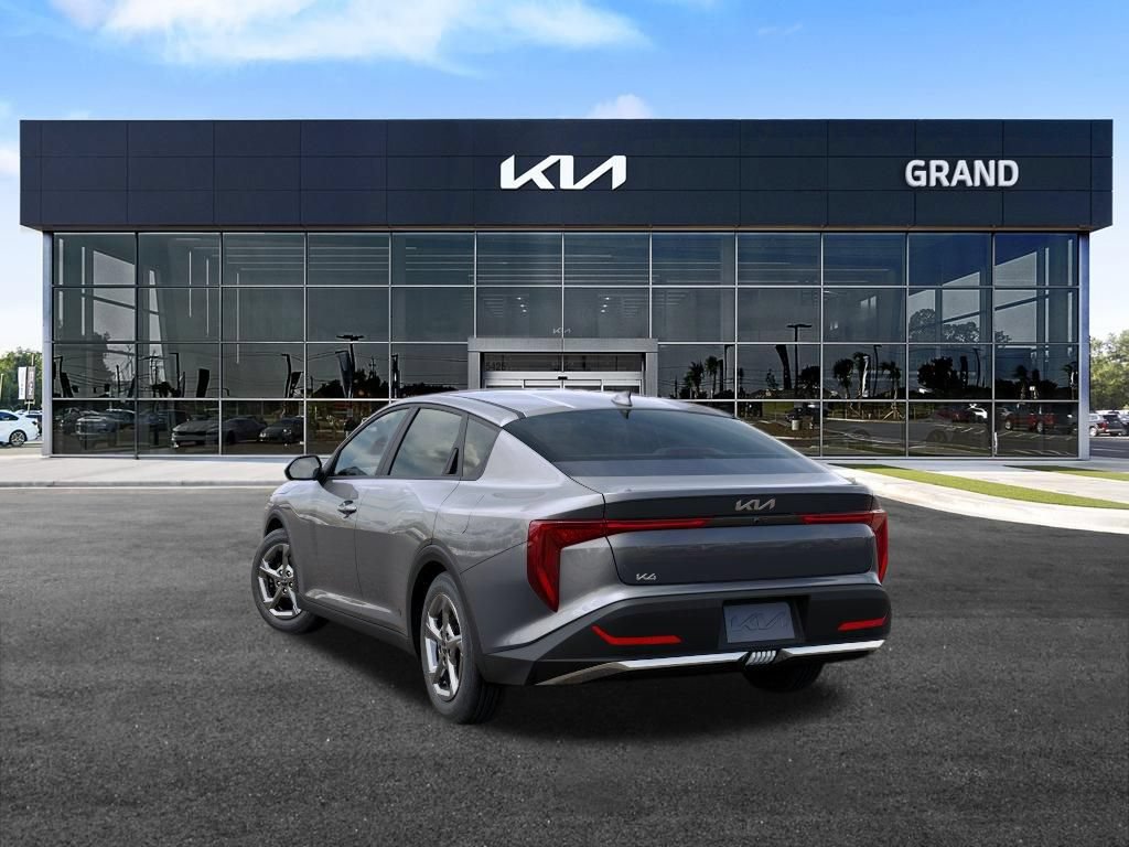 New 2026 Kia K4 FWD image 4