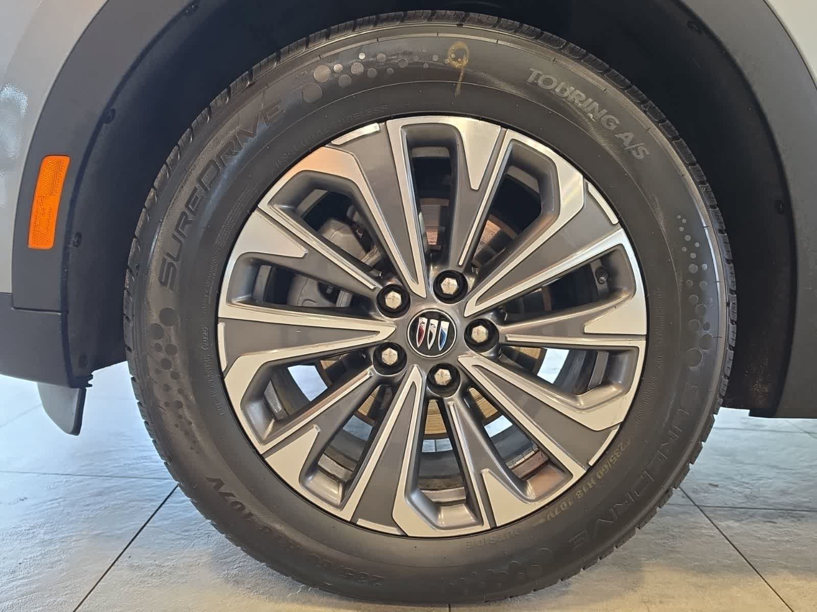 Used 2024 Buick Envision Preferred AWD/4WD image 13