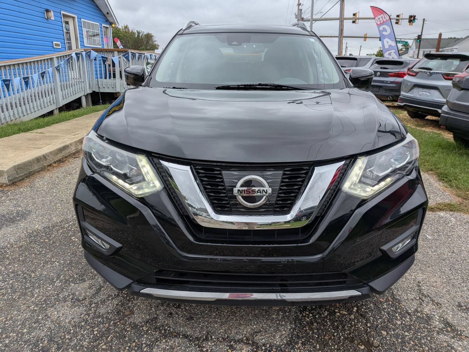 Used 2017 Nissan Rogue SL w/ SL Premium Package AWD/4WD image 8
