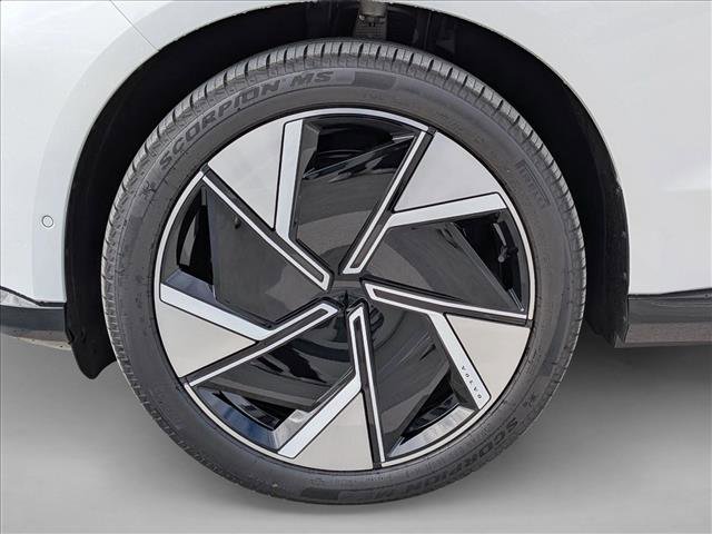 New 2025 Volvo EX90 Ultra w/ Protection Package Premier image 11