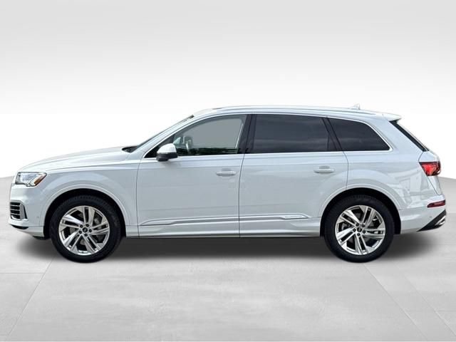 Used 2023 Audi Q7 3.0T Premium Plus w/ Premium Plus Package AWD/4WD image 4