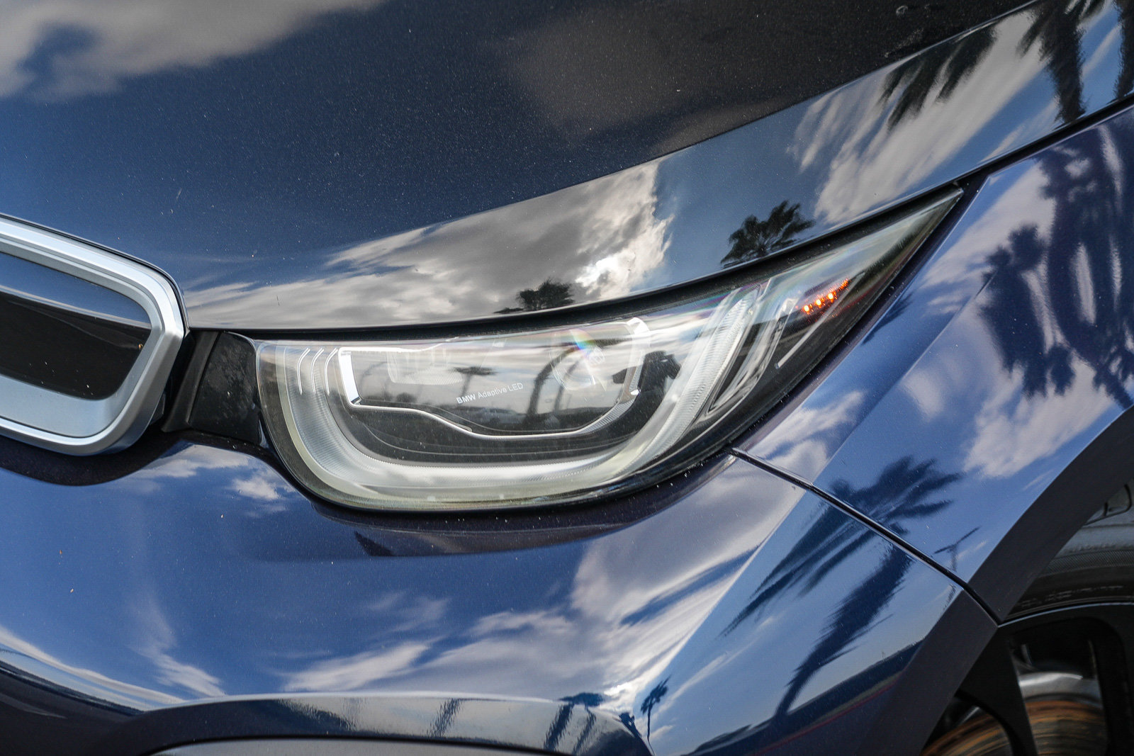 Used 2019 BMW i3 RWD image 2