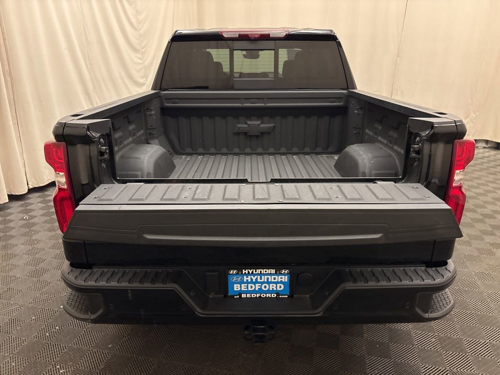 Used 2025 Chevrolet Silverado 1500 ZR2 w/ Technology Package AWD/4WD image 10