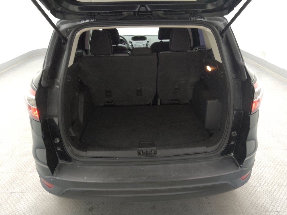 Used 2017 Ford Escape S FWD image 29