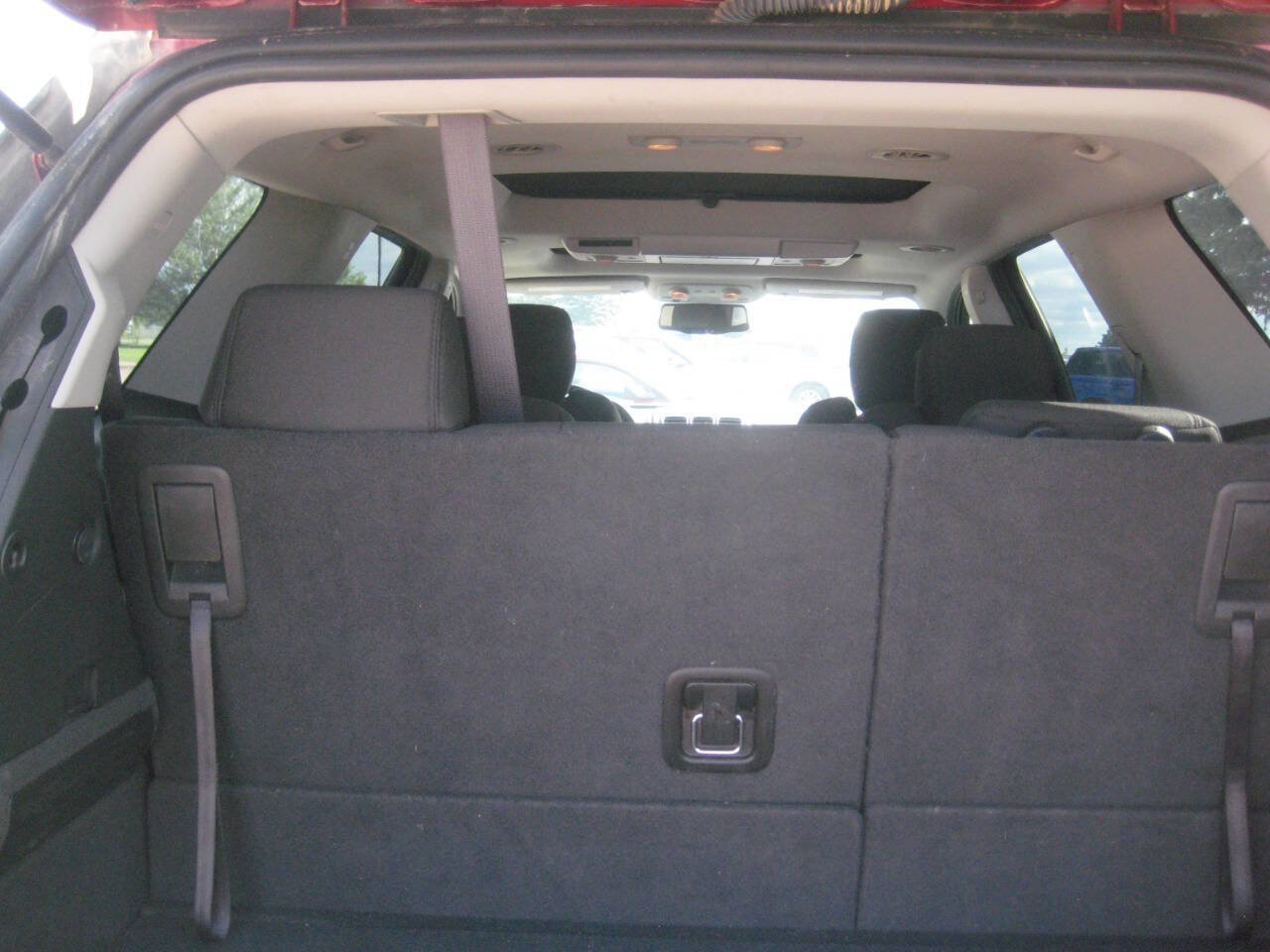 Used 2010 GMC Acadia SLE image 17