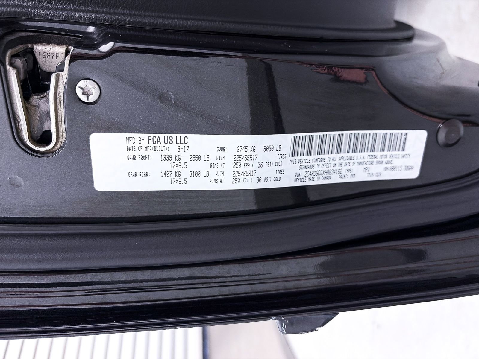 Used 2017 Dodge Grand Caravan SXT w/ Driver Convenience Group image 28