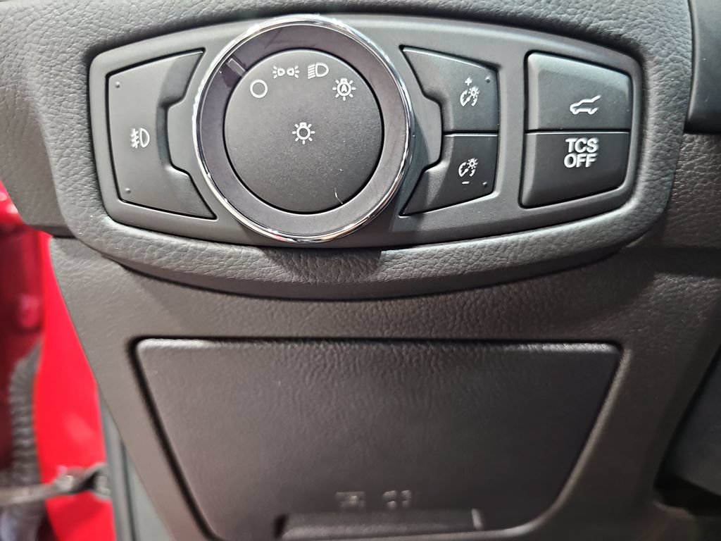Used 2020 Ford Edge Titanium w/ Equipment Group 301A AWD/4WD image 70