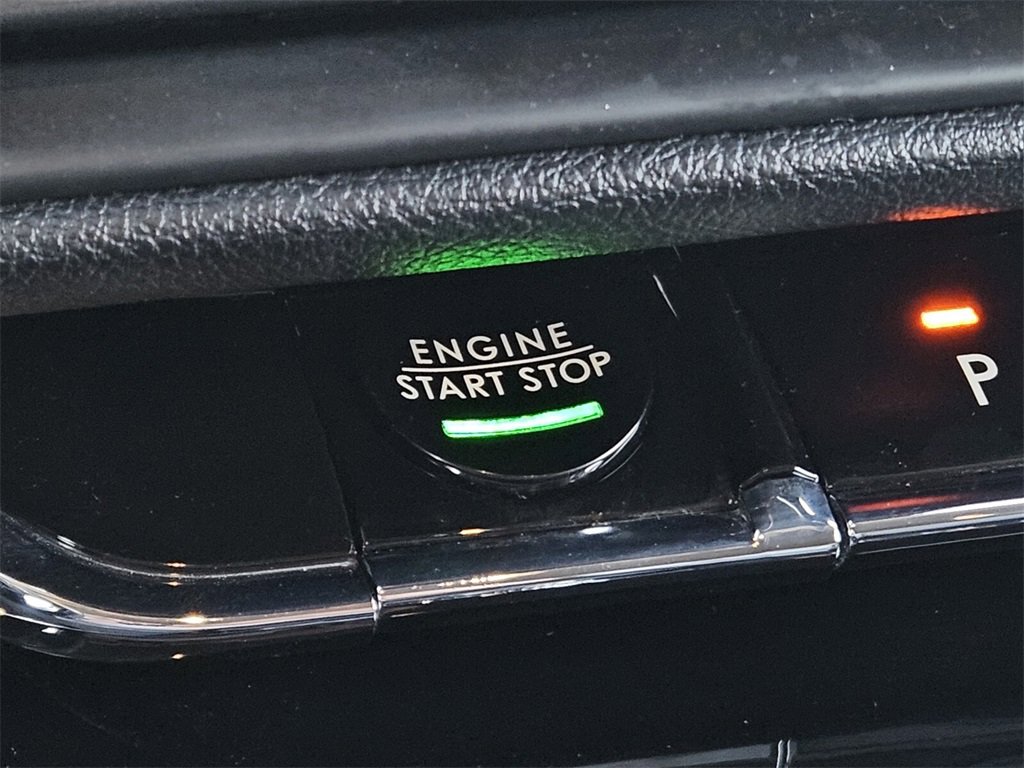 Used 2023 Lincoln Corsair AWD image 19