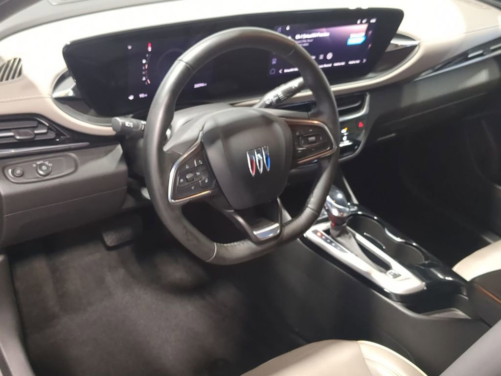 Used 2024 Buick Envista Avenir image 10