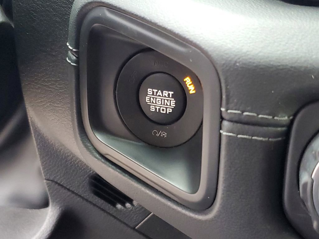 Used 2024 Jeep Wrangler High Altitude AWD/4WD image 16