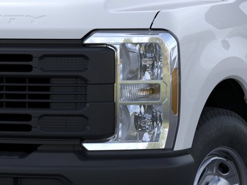 New 2026 Ford F350 XL w/ 360-Degree Camera Package RWD image 18