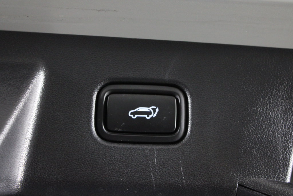 Certified 2022 Hyundai Tucson Limited AWD/4WD image 19