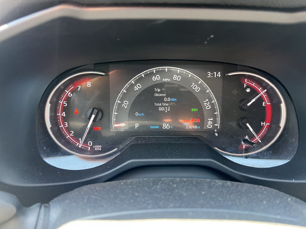 Used 2025 Toyota RAV4 XLE FWD image 26