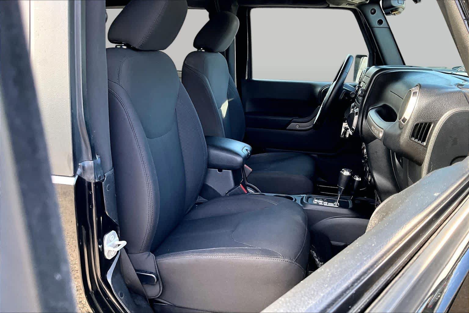 Used 2016 Jeep Wrangler Sport AWD/4WD image 11